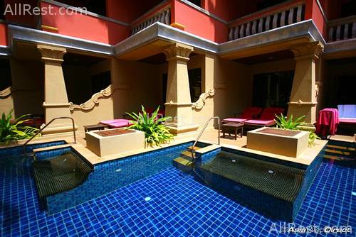 Kata Beach Resort & Spa 28